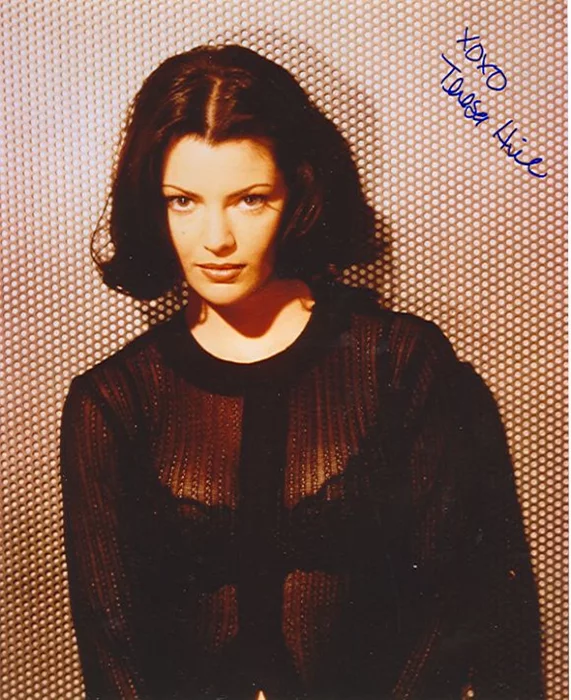 Teresa Hill autograph