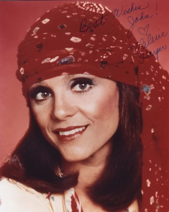Valerie Harper autograph