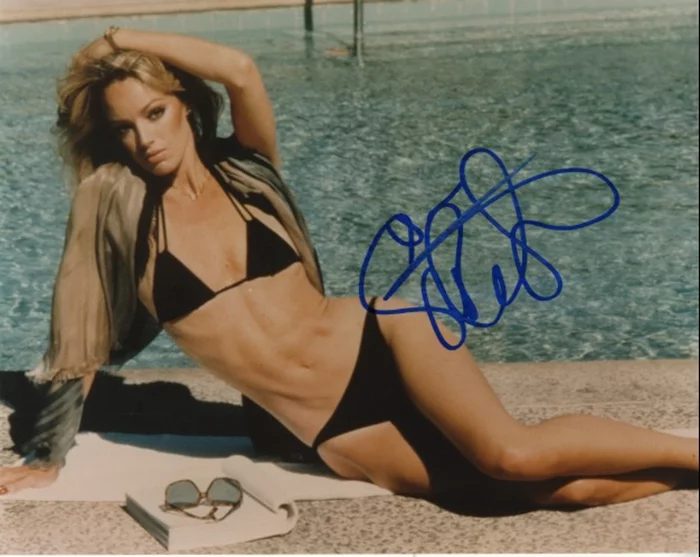 Susan Anton autograph