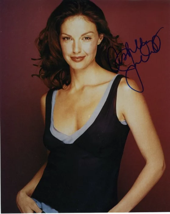 Ashley Judd autograph