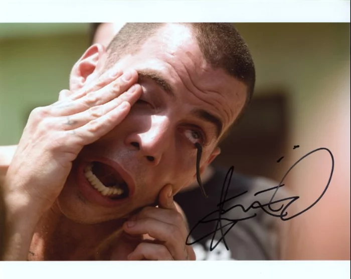 Steve O autograph