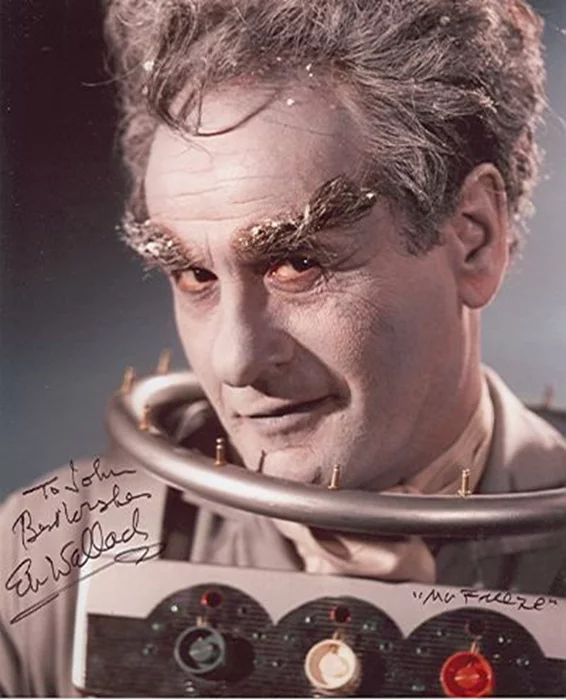 Eli Wallach autograph