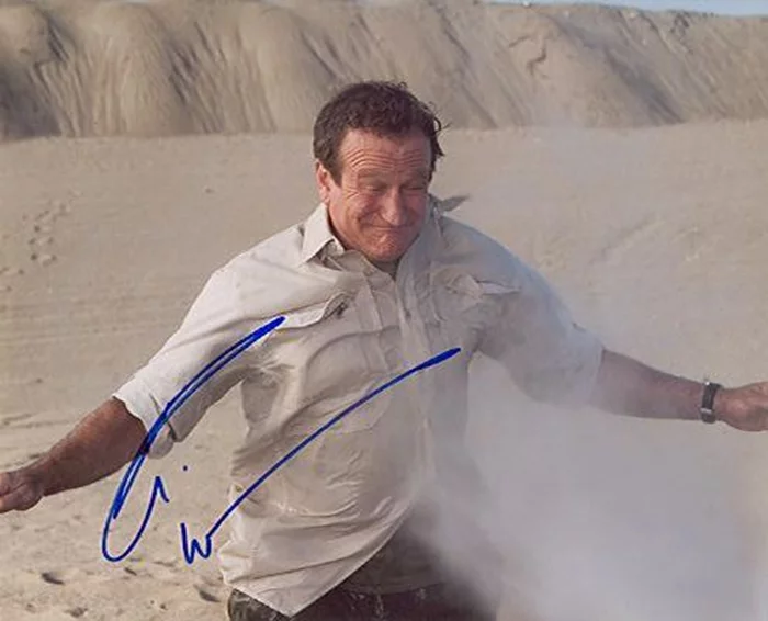Robin Williams autograph