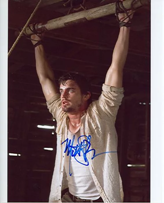 Matthew Bomer autograph