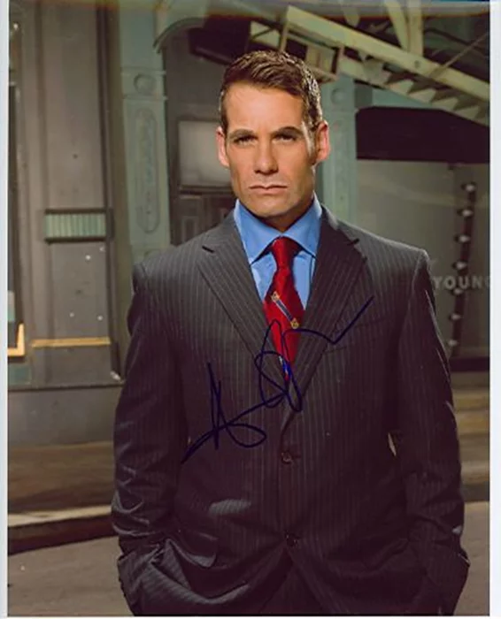 Adrian Pasdar autograph