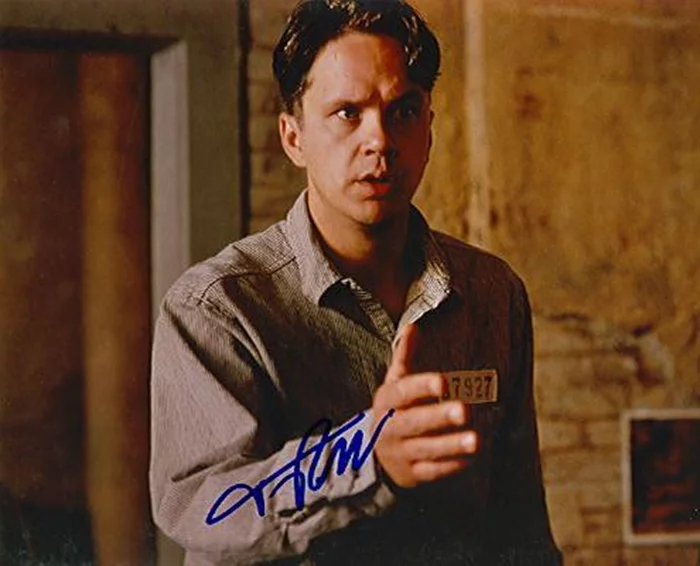 Tim Robbins autograph