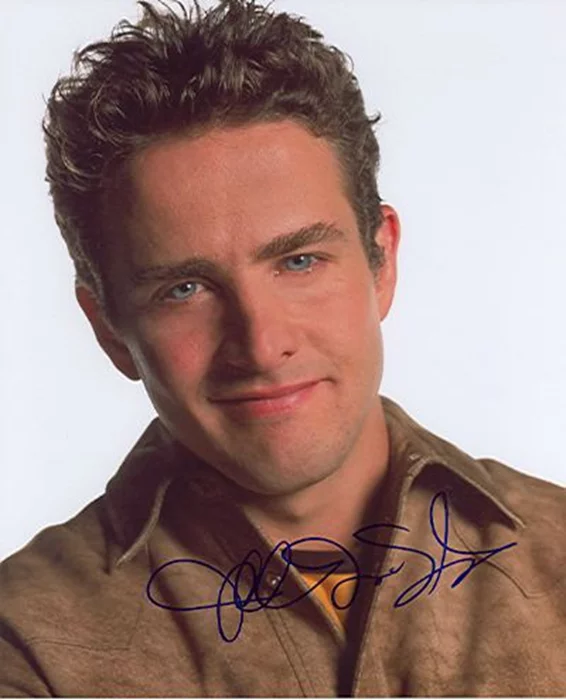 Joey McIntyre autograph