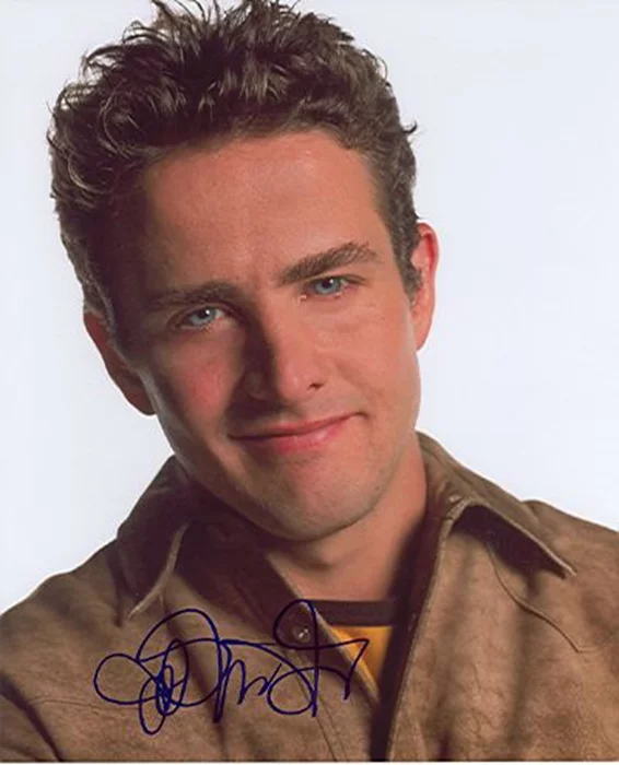 Joey McIntyre autograph