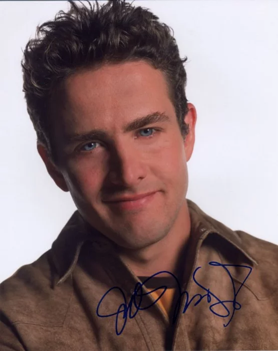 Joey McIntyre autograph