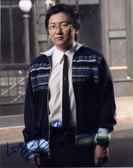Masi Oka autograph