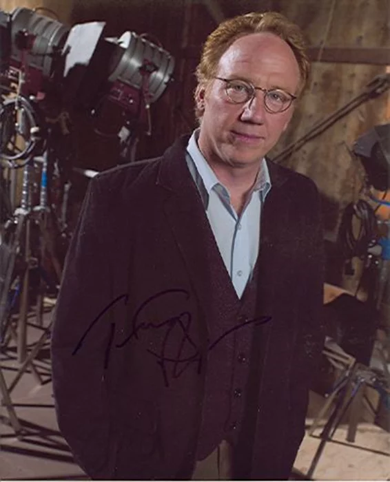Timothy Busfield autograph