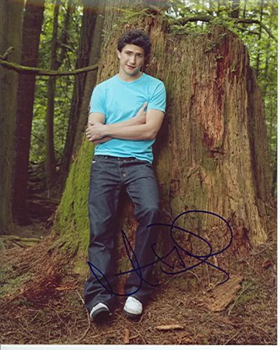 Matt Dallas autograph
