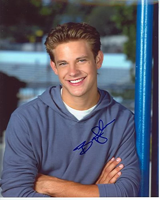 Bryce Johnson autograph