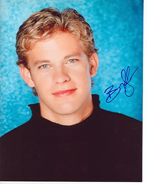Bryce Johnson autograph