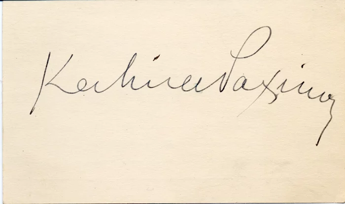 Katina Paxinou autograph