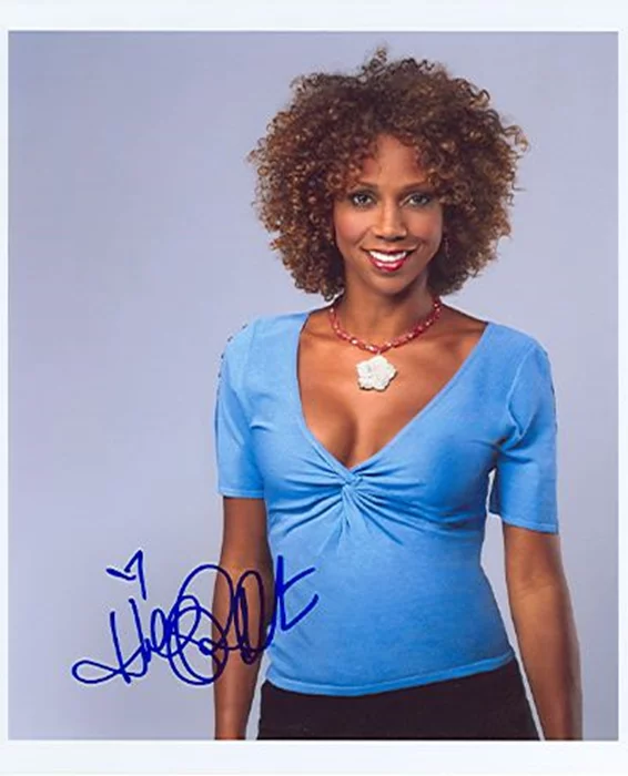 Holly Robinson-Peete autograph