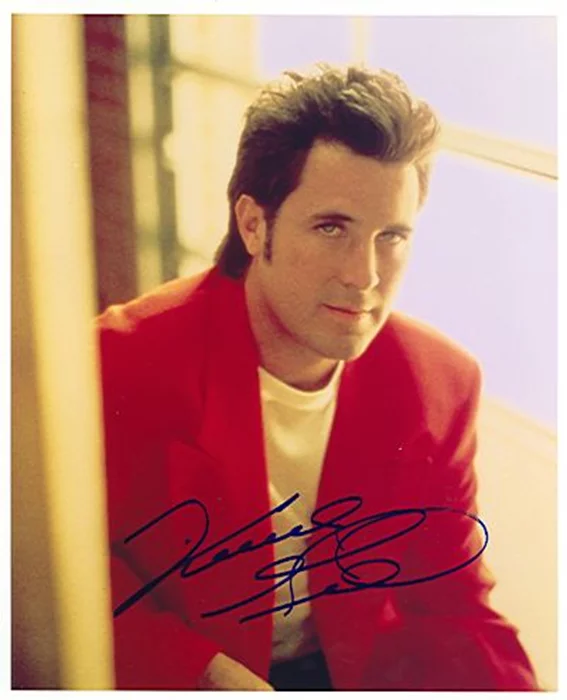 Vince Gill autograph