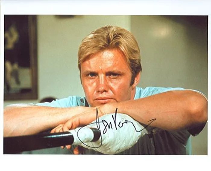 Jon Voight autograph