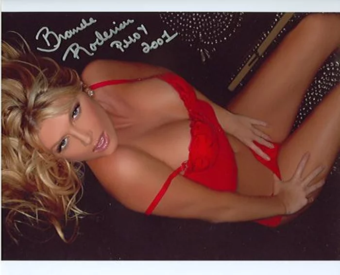 Brande Roderick autograph