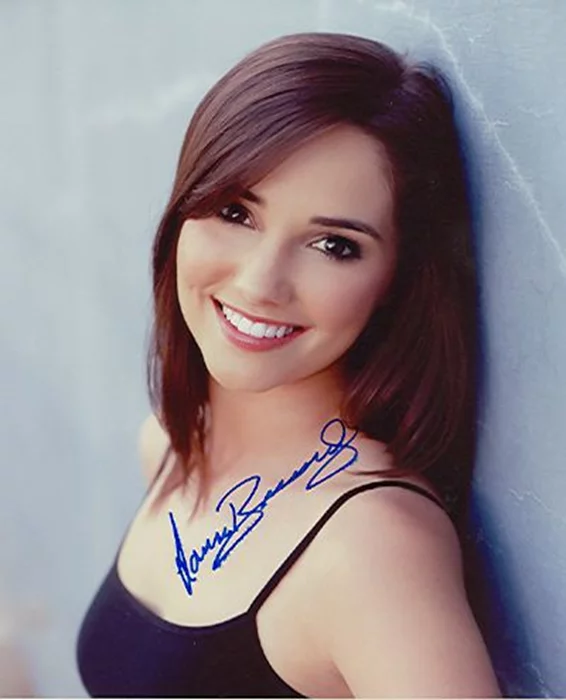 Laura Breckenridge autograph