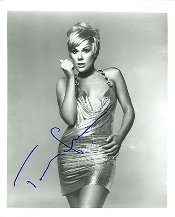 Tammy Grimes autograph
