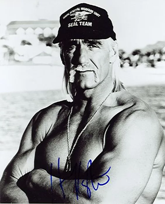 Hulk Hogan autograph