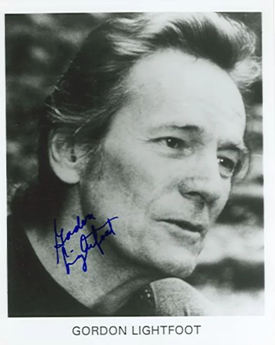 Gordon Lightfoot autograph