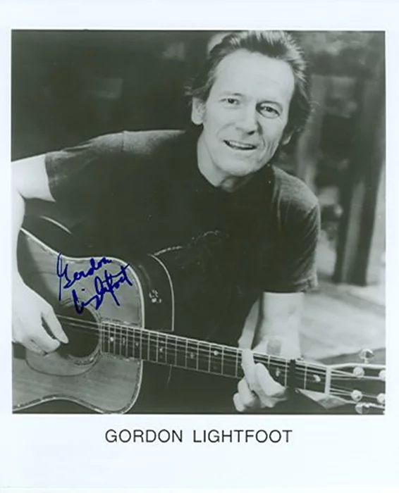 Gordon Lightfoot autograph