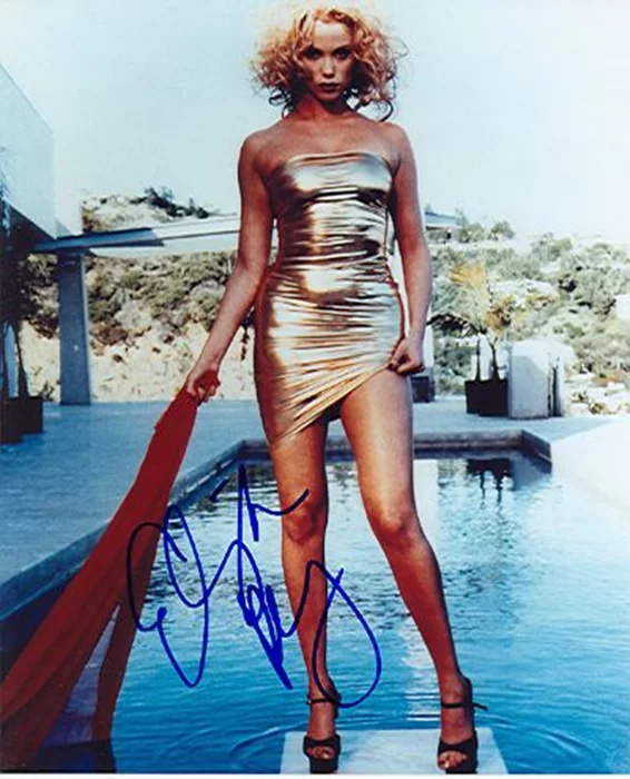 Elizabeth Berkley autograph