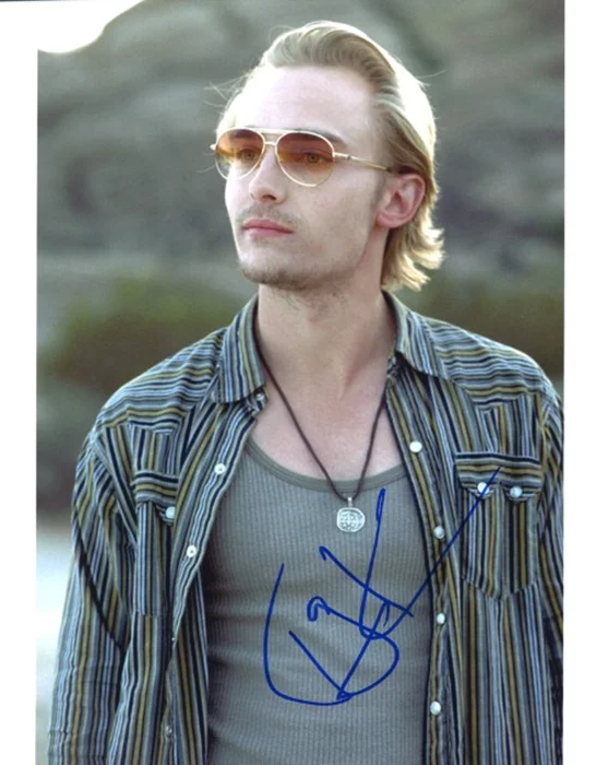Joey Kern autograph