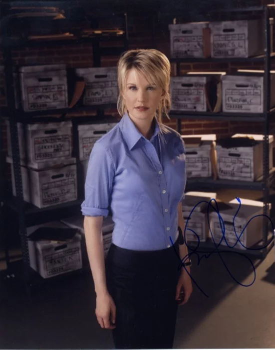 Kathryn Morris autograph