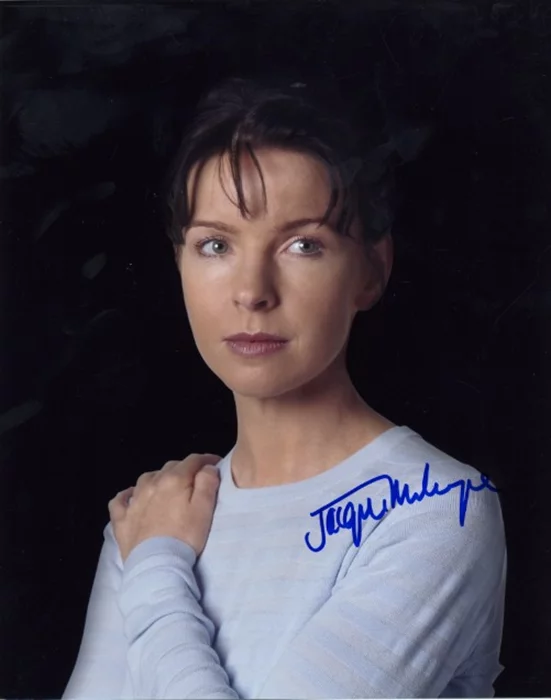 Jacqueline McKenzie autograph