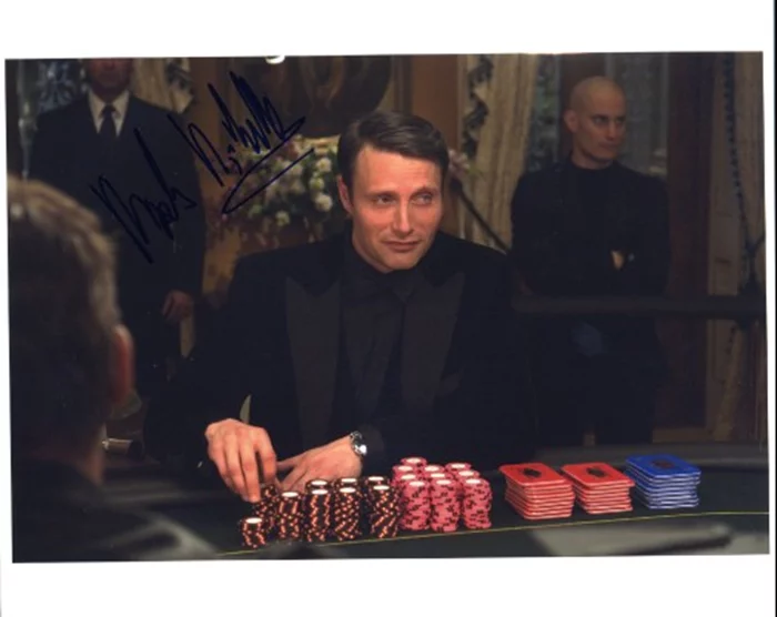 Mads Mikkelsen autograph