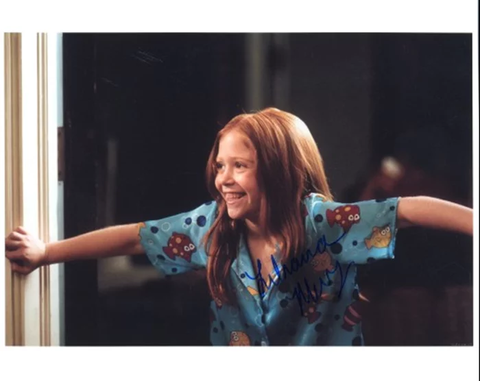 Liliana Mumy autograph