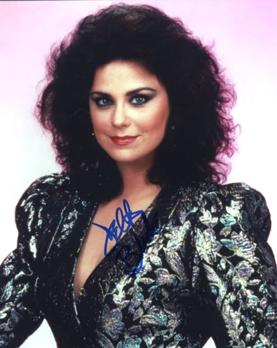 Delta Burke autograph