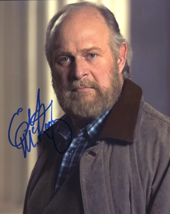 Gerald McRaney autograph