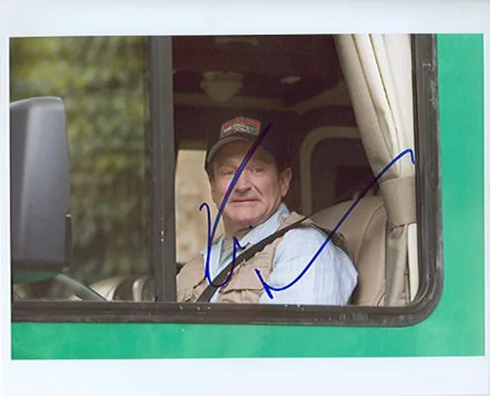 Robin Williams autograph