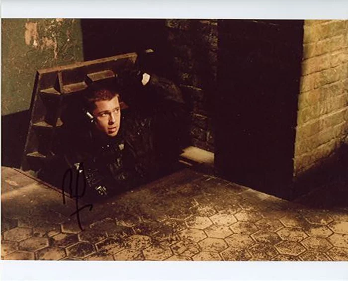 Brad Pitt autograph