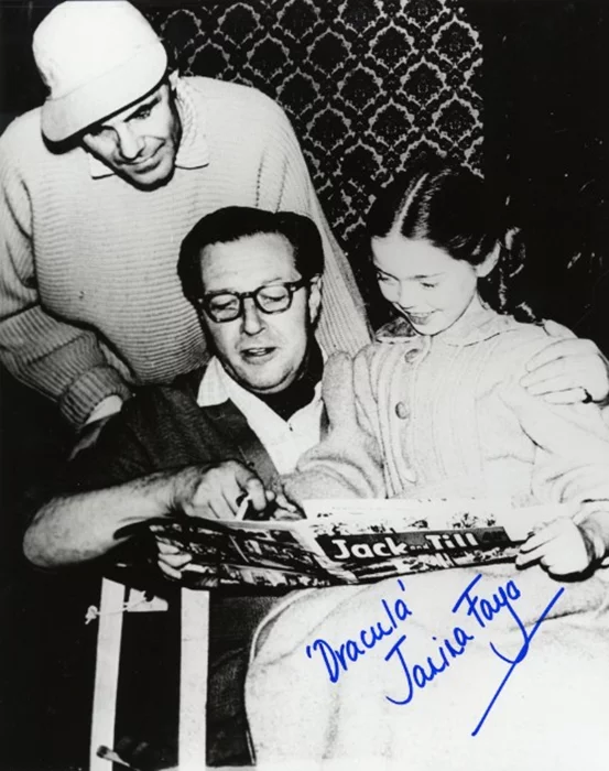 Janina Faya autograph