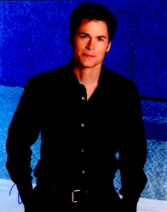 Rob Lowe autograph