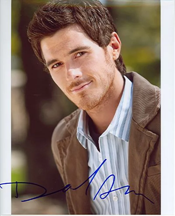 Dave Annable autograph