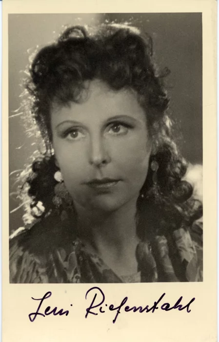 Leni Riefenstahl autograph