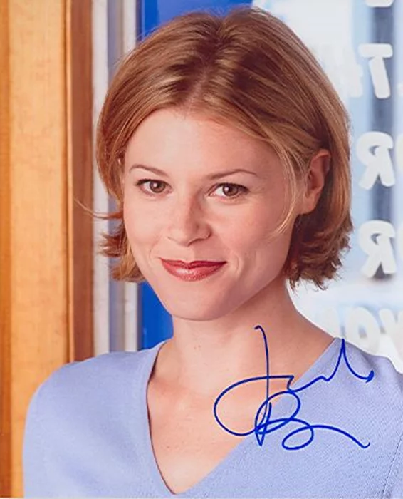 Julie Bowen autograph