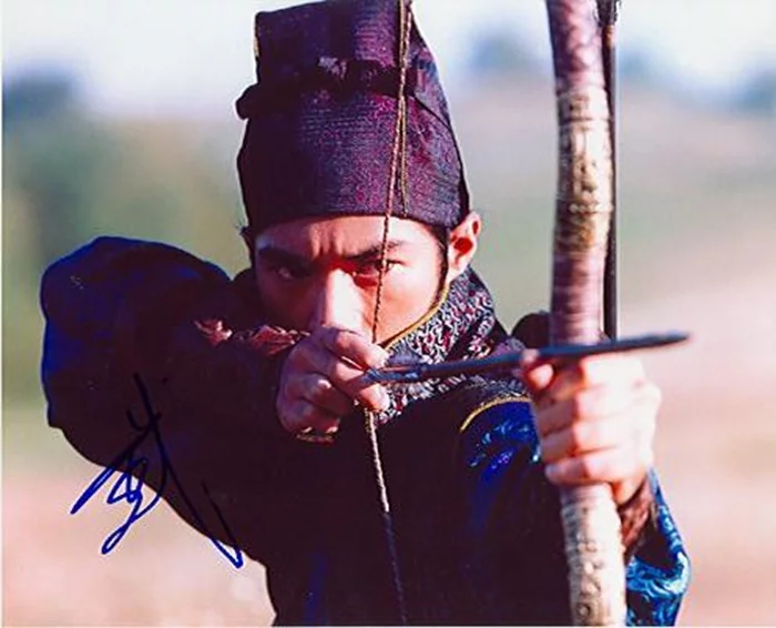 Takeshi Kaneshiro autograph