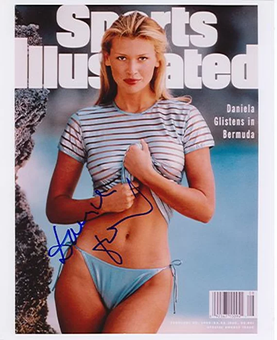 Daniela Pestova autograph