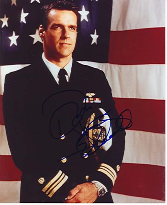 David James Elliott autograph