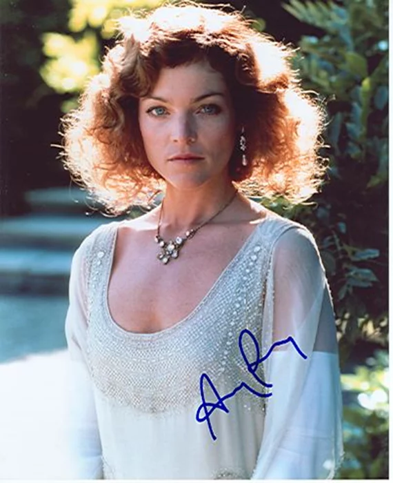 Amy Irving autograph