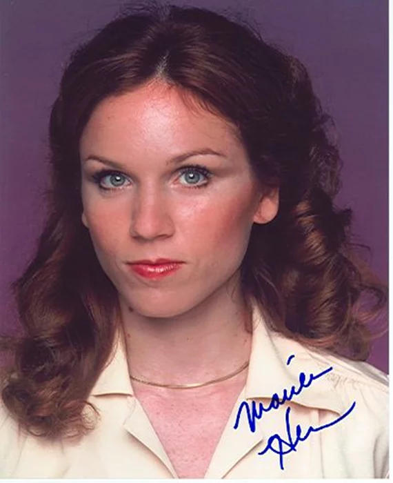 Marilu Henner autograph