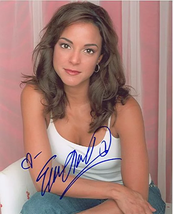 Eva LaRue autograph