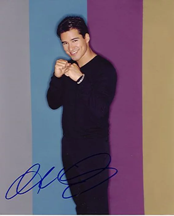 Mario Lopez autograph
